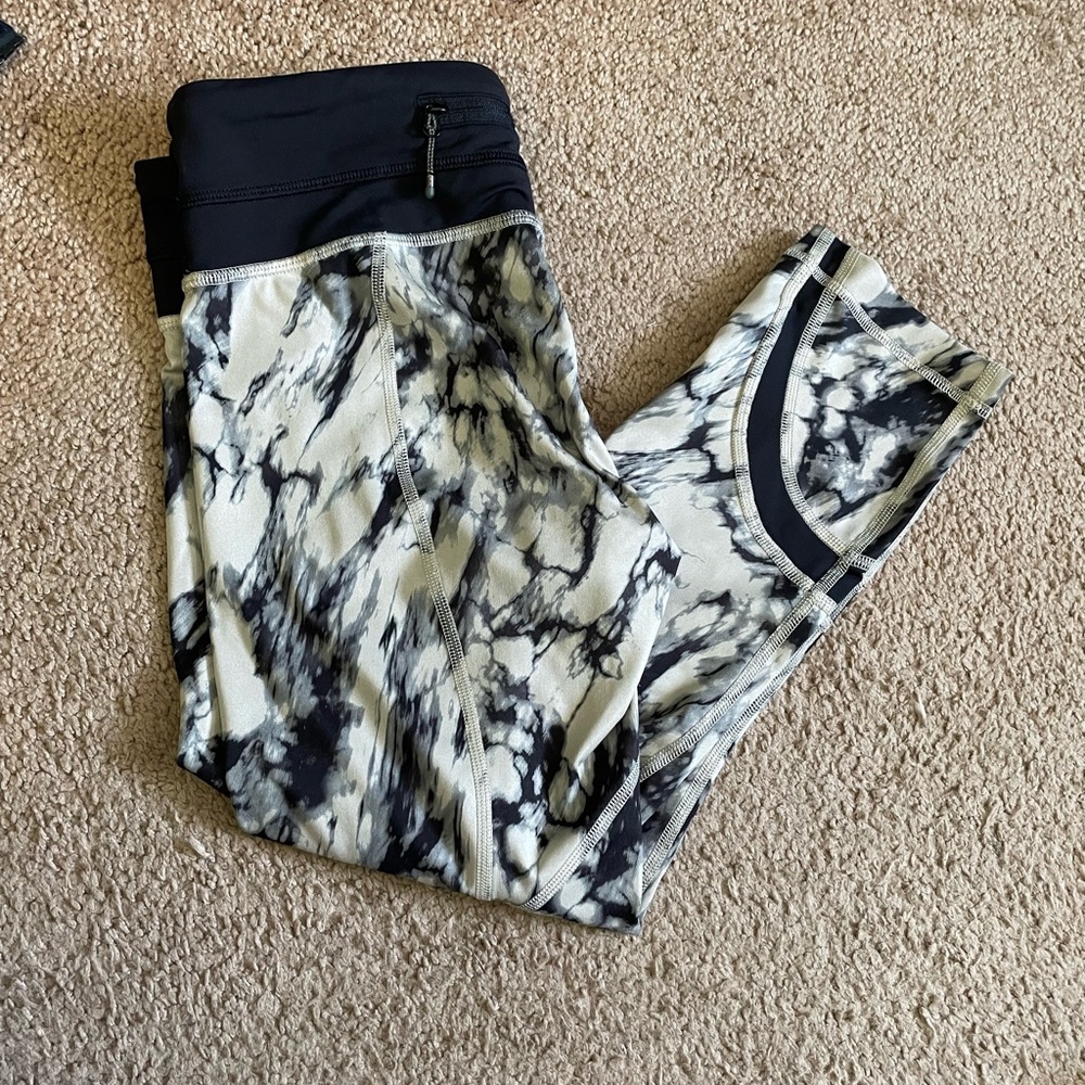 Lululemon workout pants